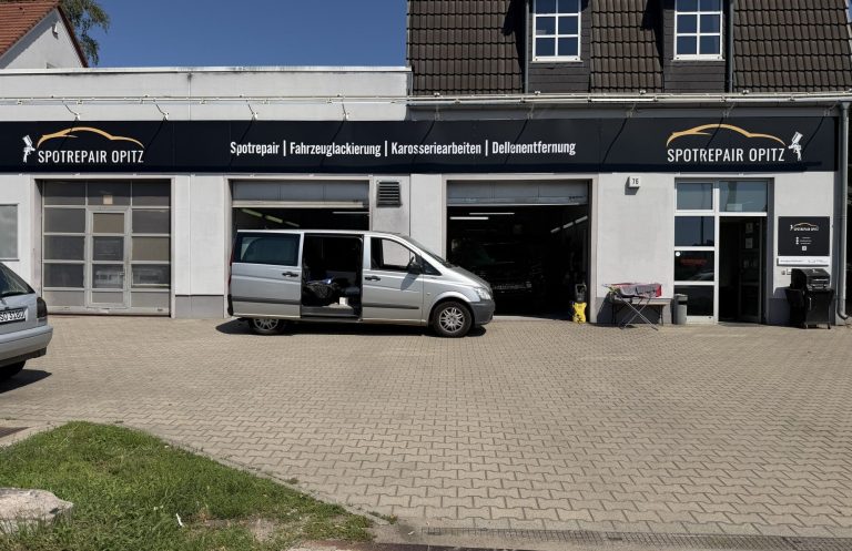 Besichtigung ohne Termin Außenansicht der Werkstatt von Spotrepair Opitz in Berlin-Biesdorf